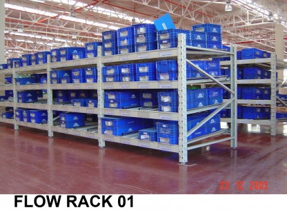 ชั้นวางสินค้าในโรงงาน (Flow rack) - ผู้นำเข้าและจำหน่าย เคมีอุตสาหกรรม คิวเบสท์ เอ็นเตอร์ไพร์ส